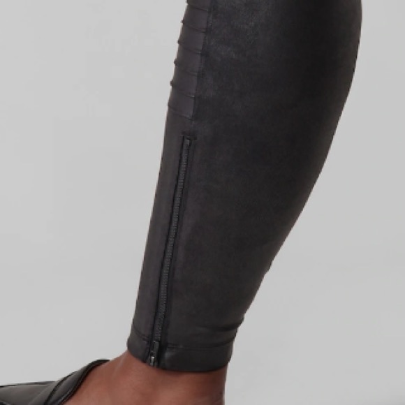 Athleta Delancey Gleam Moto Tight 3X Black NWT - Picture 5 of 7